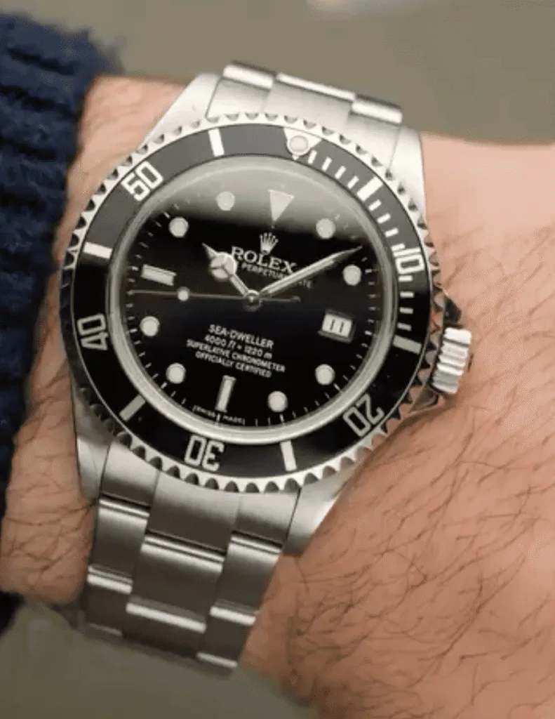 Rolex Sea Dweller usato: prezzi e valutazione 2026 4 Rolex Sea-Dweller 16600 indossato al polso